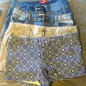 Shorts bundle ! Billabong , BeBop, unionbay, etc. Take all! 25.00